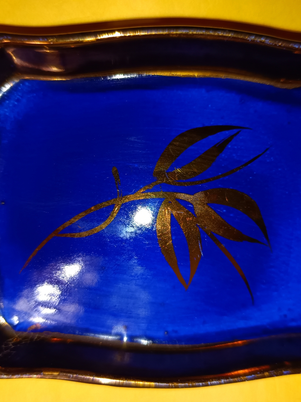 Set Of 2 Deep Blue Glass Accent Tray with Black Leaf Design